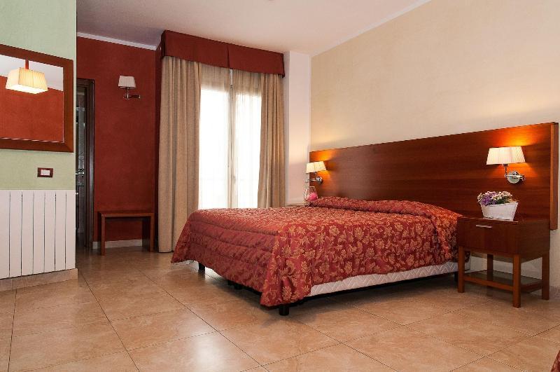 Hotel Demar أولبيا المظهر الخارجي الصورة