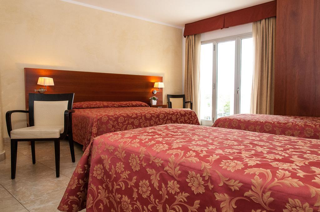 Hotel Demar أولبيا المظهر الخارجي الصورة