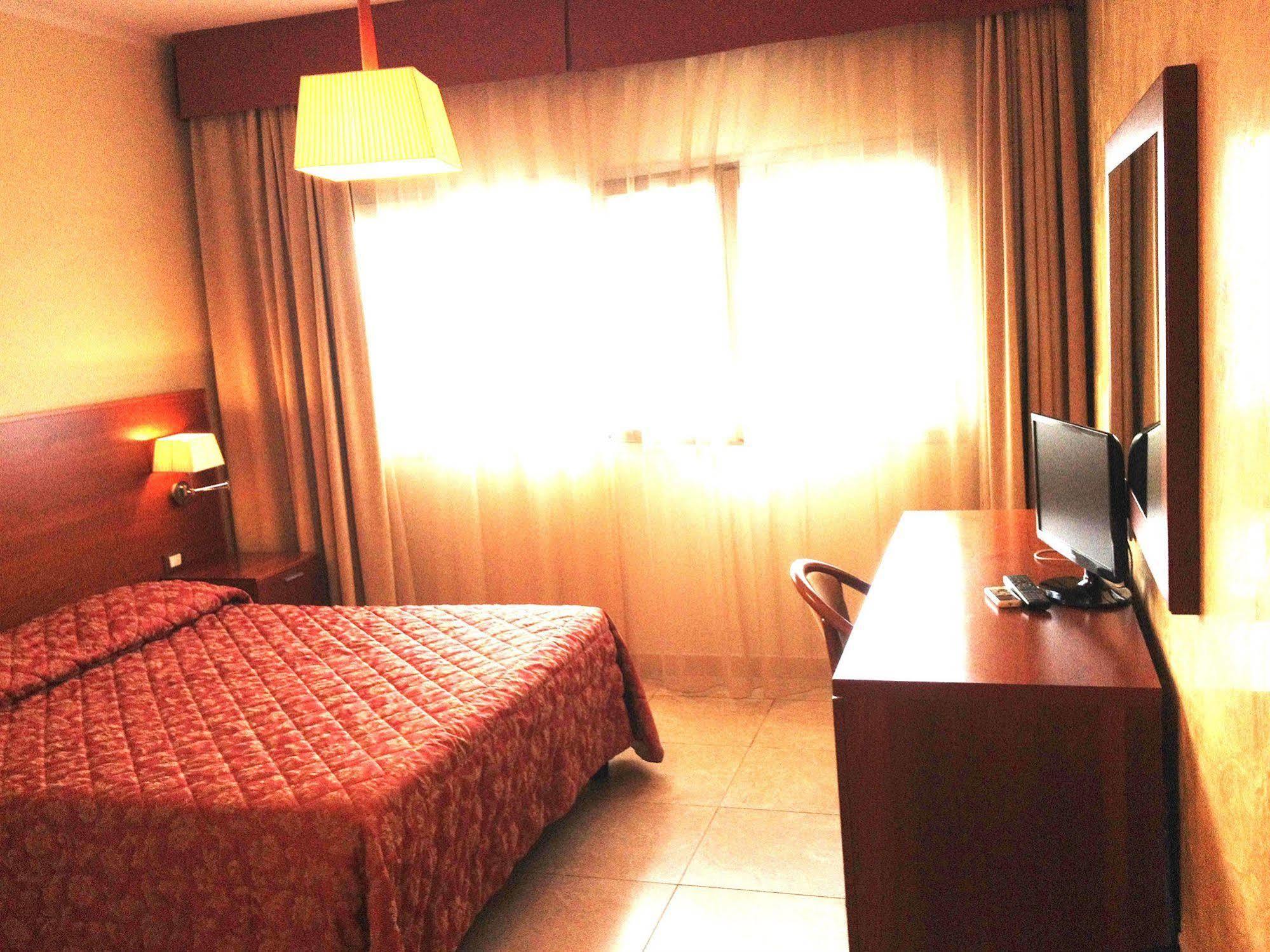 Hotel Demar أولبيا المظهر الخارجي الصورة
