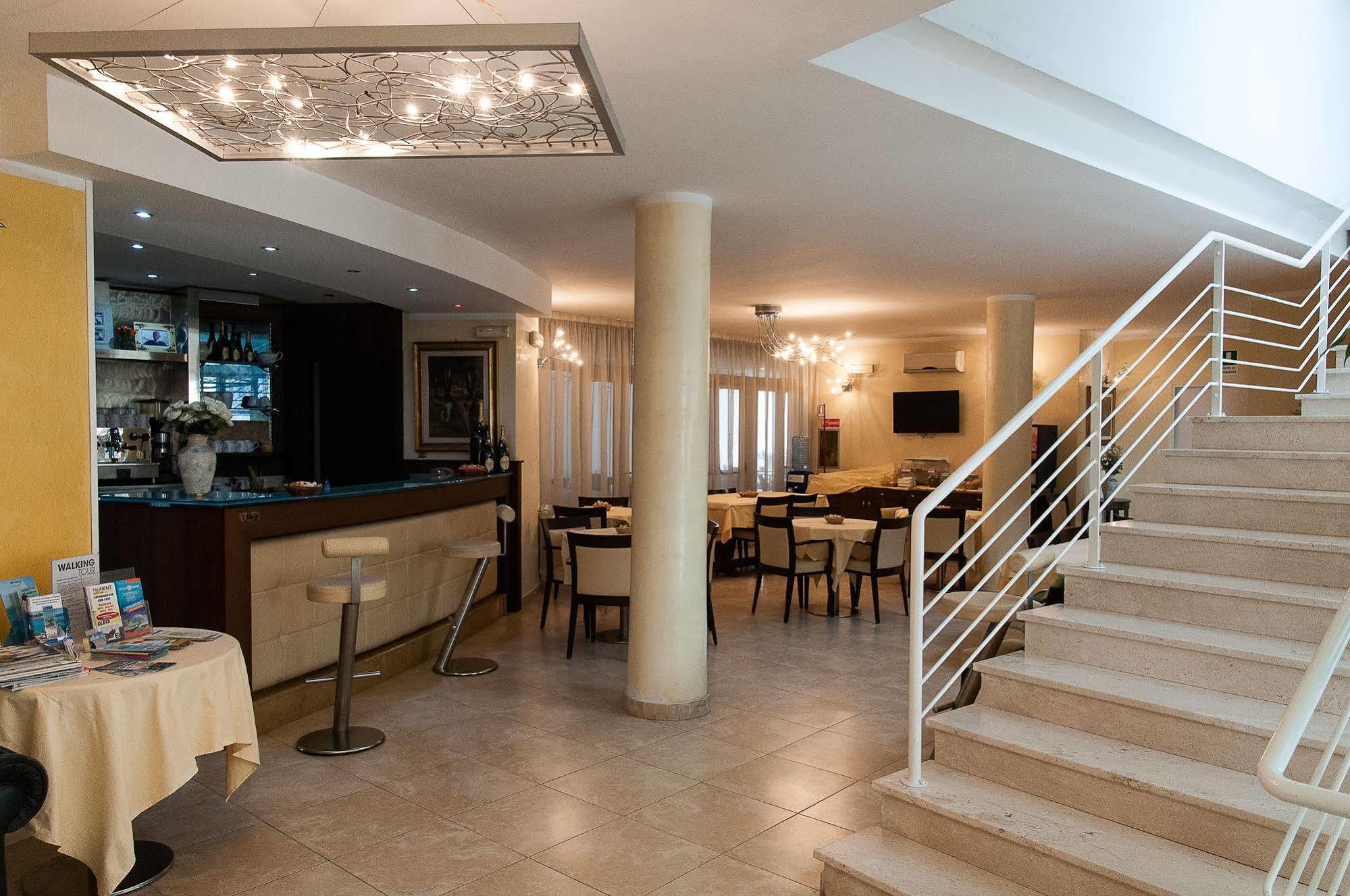 Hotel Demar أولبيا المظهر الخارجي الصورة